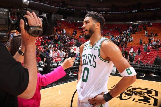 在白堡的引 在白堡的引