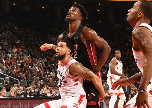 了成千上万 了成千上万