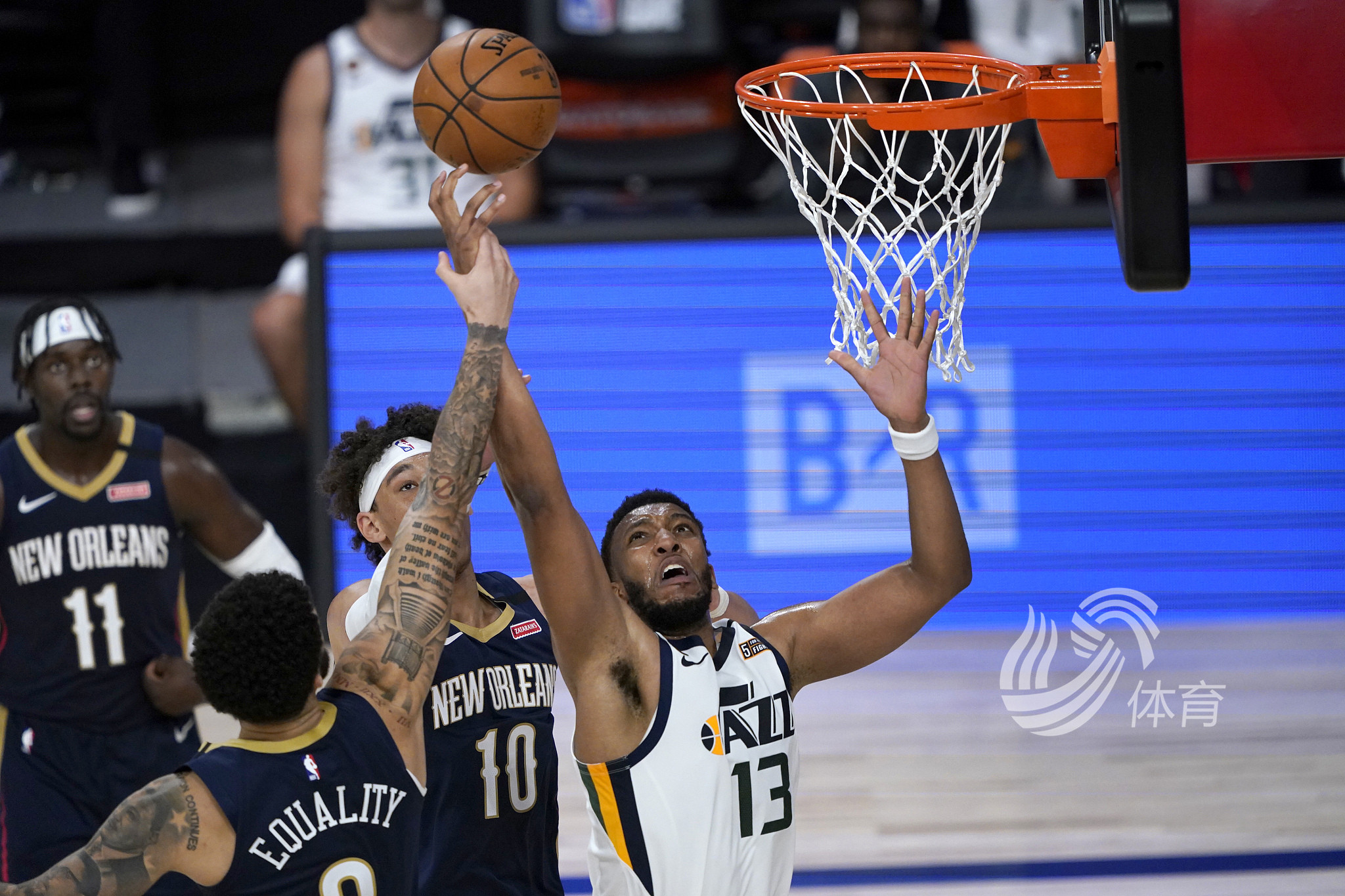 这一结果震 这一结果震