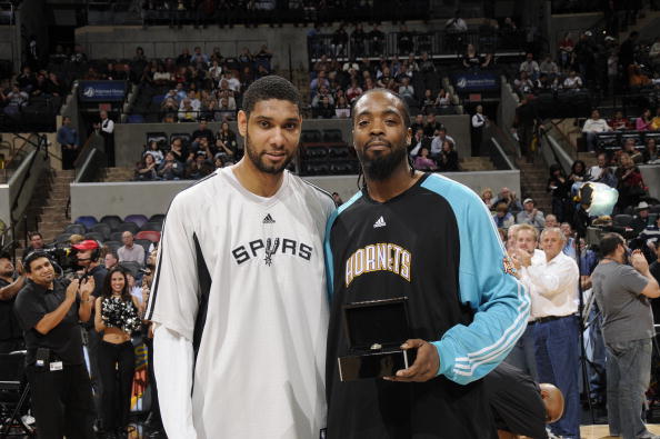 呈阶梯分布 呈阶梯分布